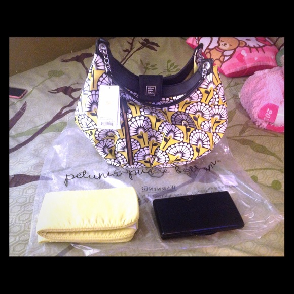 Petunia pIckle Bottom Hideaway Hobo diaper bag