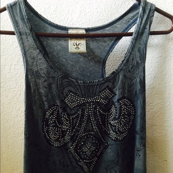 Grey shirt