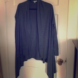 Grey Volcom Sweater, xs but fits up to med/large