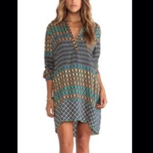 Tolani Loraine Tunic Navy Circles. Size Small. NWT