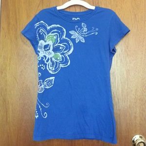 Blue roxy shirt with flower design