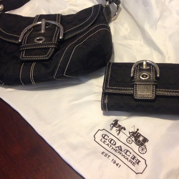 Authentic Black Coach Purse with matching wallet - Picture 4 of 4