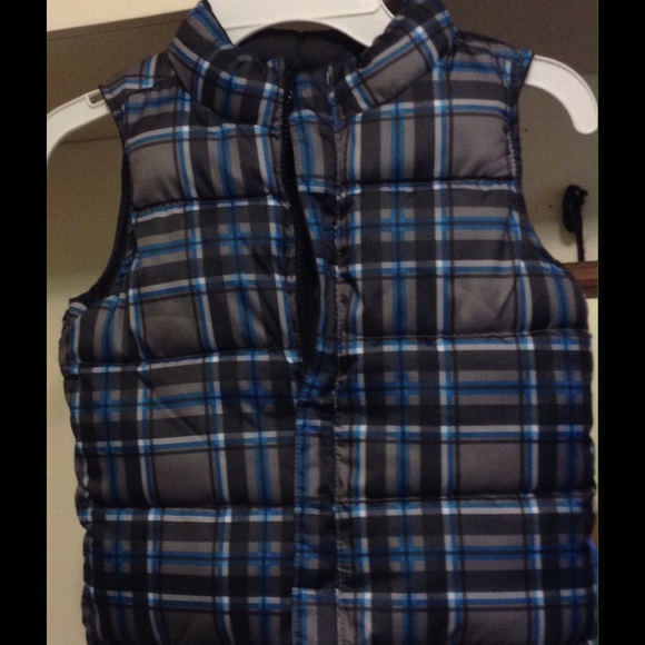 Boy's reversible vest.
