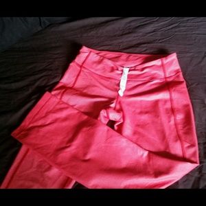 Lululemon salmon colored denim texture size 4