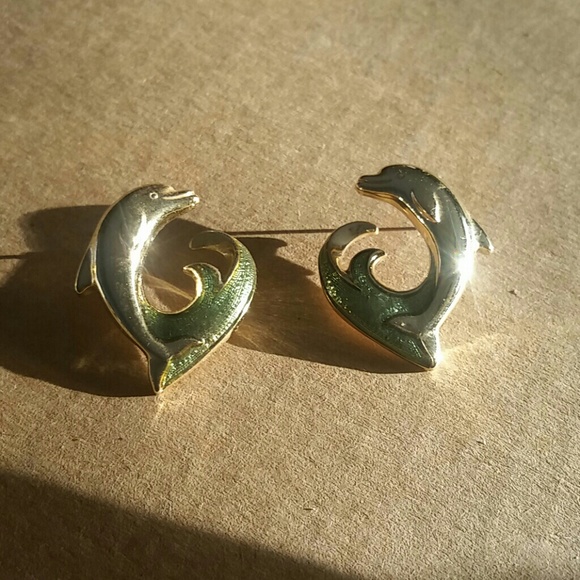 Dolphins. earings