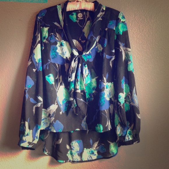 Chiffon floral blouse