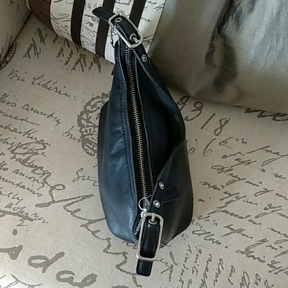 Coach handbag, small ⭐️FINAL MARKDOWN⭐️ - Picture 3 of 3