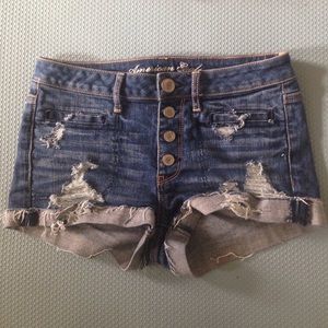 Distressed denim shorts!
