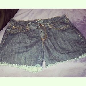Denim Old Navy flirt shorts