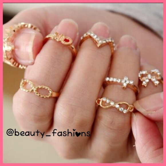 💍 7pc. Midi Stackable Ring Set 💍 - Picture 2 of 3