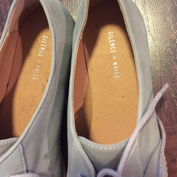 Pointed grey flats - Picture 2 of 3
