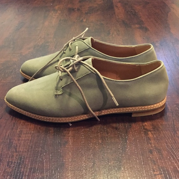 Pointed grey flats - Picture 3 of 3