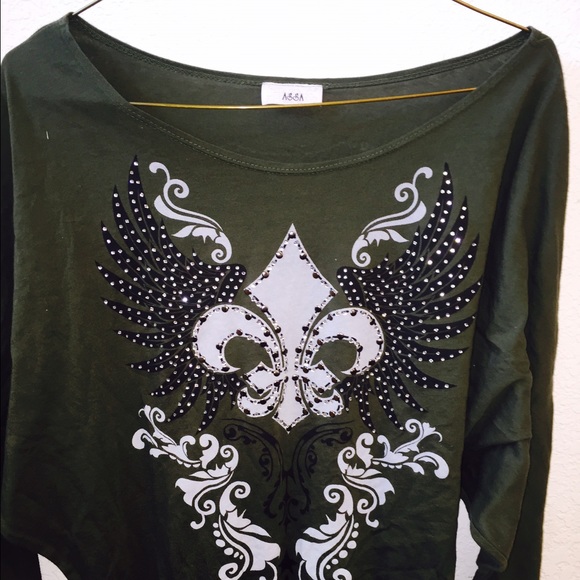 Tee - Picture 1 of 3