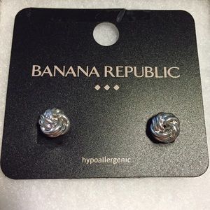Banana Republic Knot Earrings