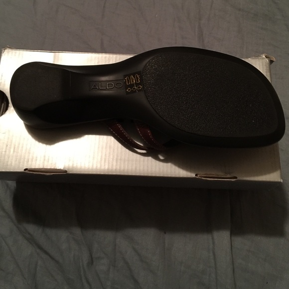 Aldo slides - Picture 2 of 3