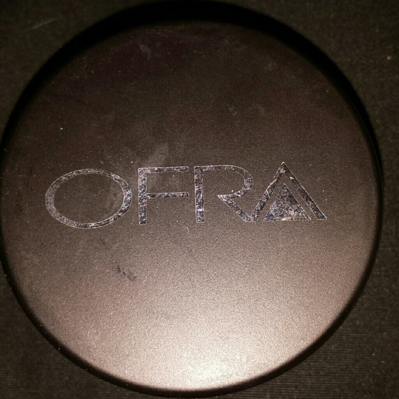Mineral Powder - Picture 2 of 3