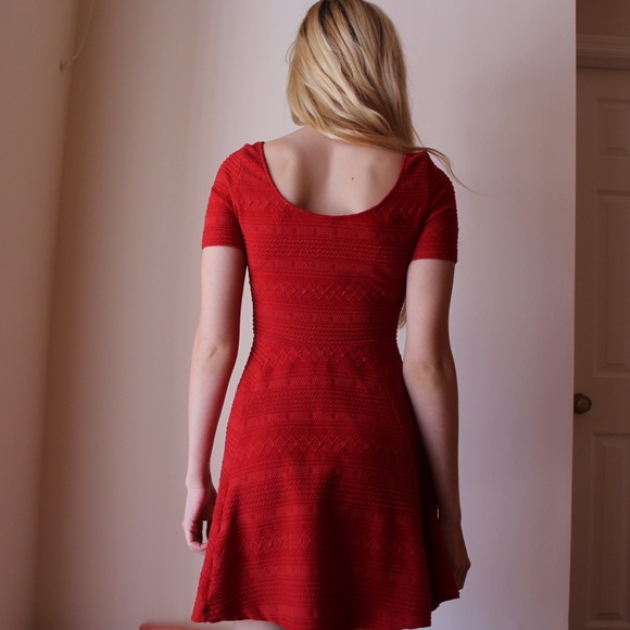 🚫Sold🚫 Red H&M Dress - Picture 2 of 2