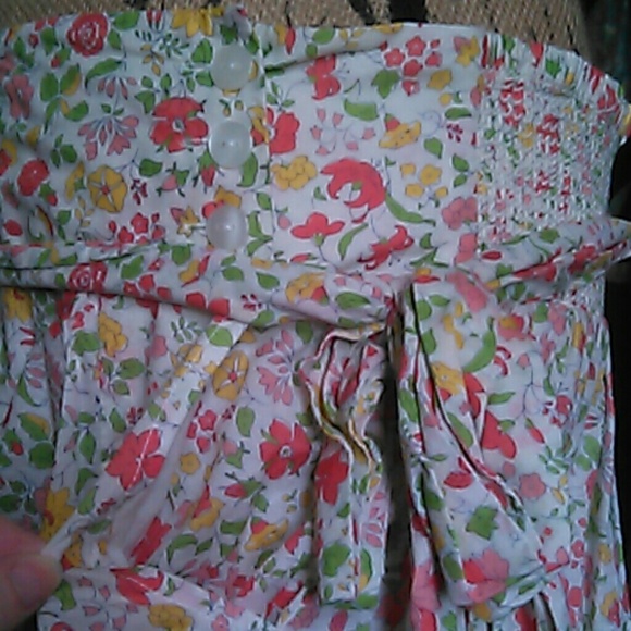 AEO Floral skirt - Picture 2 of 3