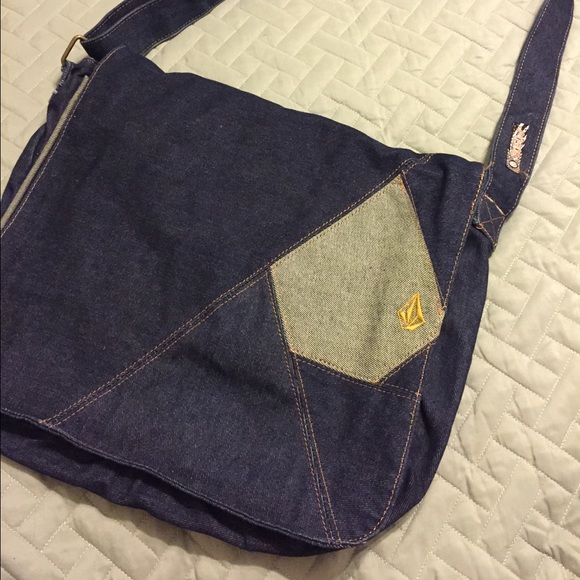 Volcom cross messenger bag