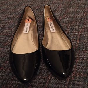 Steve Madden black flats
