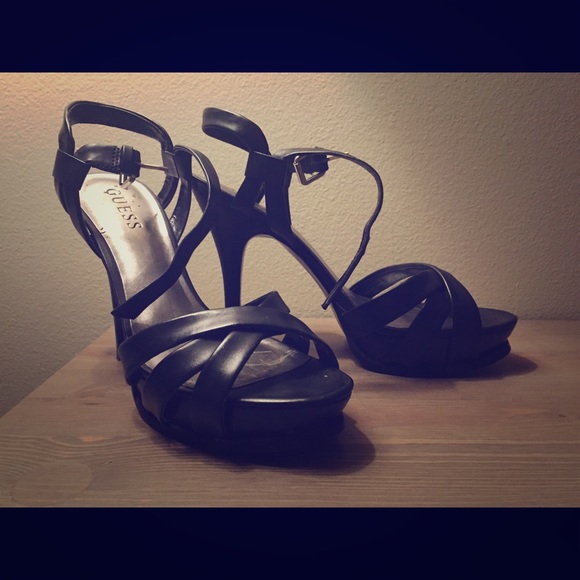 Very Sexy Black Guess heels! Worn maybe 3 times!