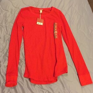 BNWT Red thermal