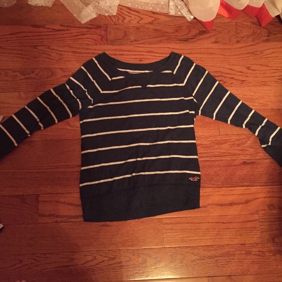 Two loose navy shirts - Picture 3 of 3