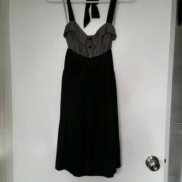 Dresses & Skirts - Halter dress