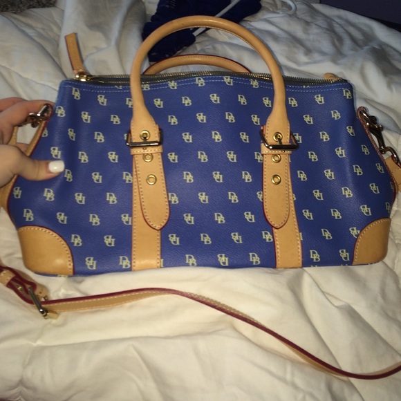 *never used* Dooney & Bourke bag