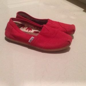 Red toms