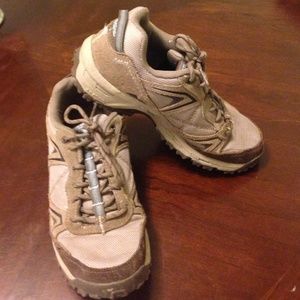 659 New Balance Country Walking Shoes