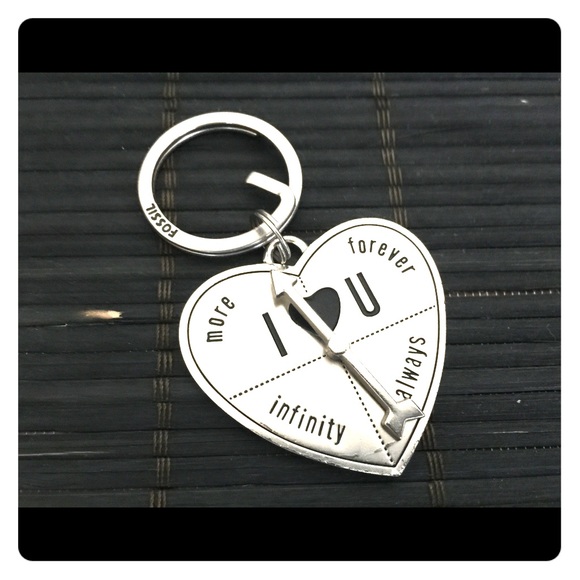 Spinning Arrow Fossil Key Ring