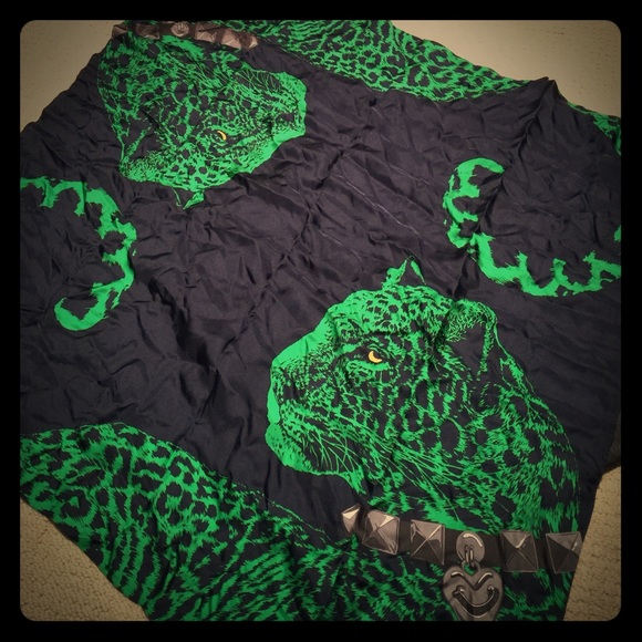 Silk leopard scarf