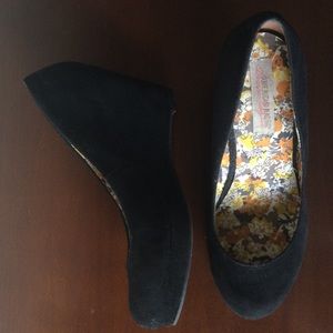 American Rag black suede wedges