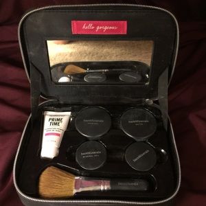 Bare minerals foundation set