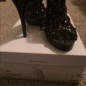 ***SOLD*** Black with gold Studs High Heels