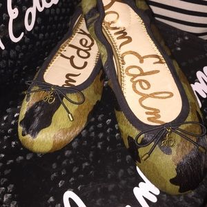 Sam Edelman Calf hair camo Flats 6.5
