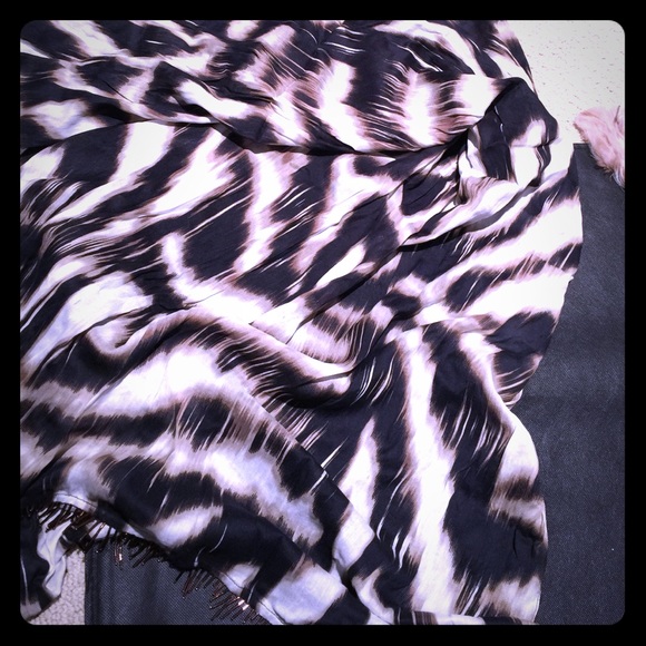 Ann Taylor fringe scarf