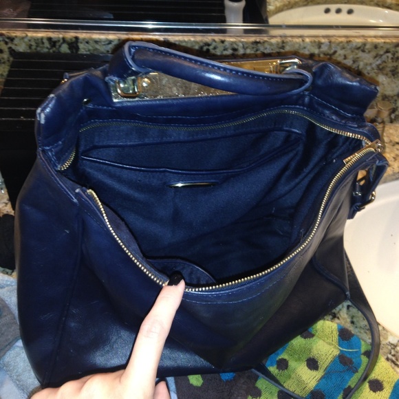 Navy Blue Bag - Picture 2 of 4