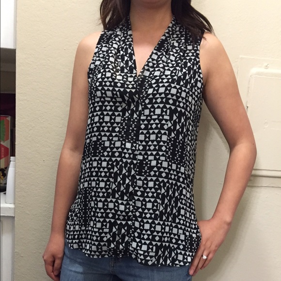 Vince Camuto top