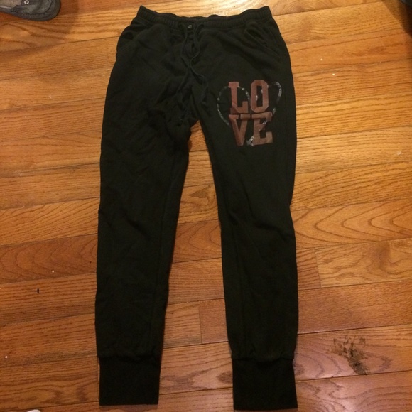 Vs sweatpants