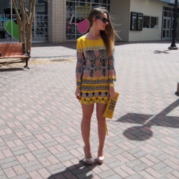 Additional pictures of Jules dress//