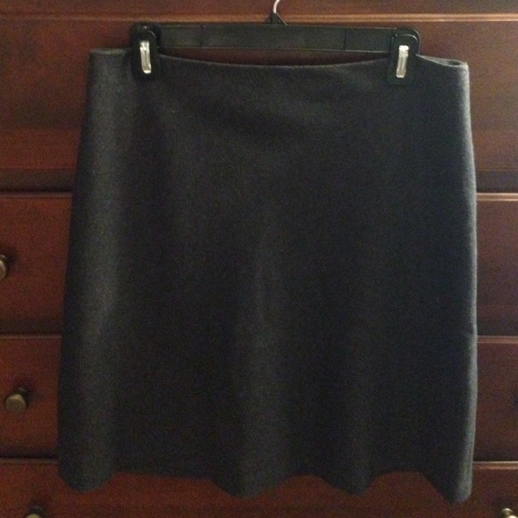 DKNY WOOL SKIRT