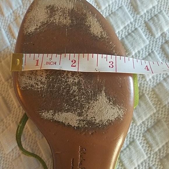 Green suede Ferragamo sandals with coral - Picture 7 of 8