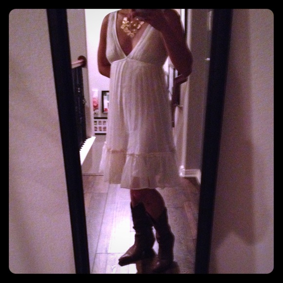 Additional pics of white dress