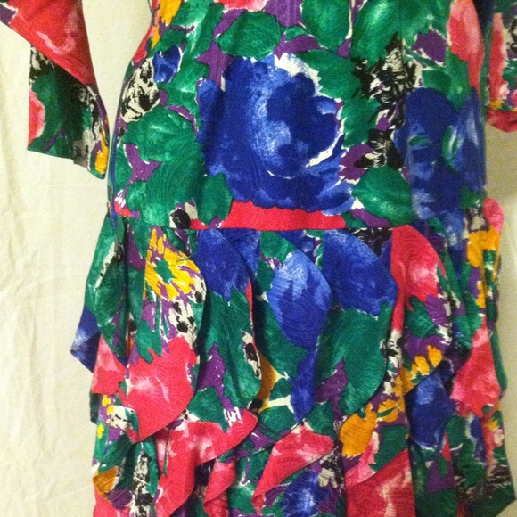 Floral print 3/4 sleeve vintage ruffle skirt dress - Picture 2 of 4