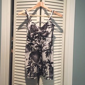 Lululemon tank black and white floral print