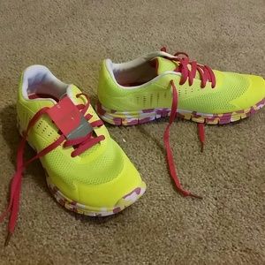 Danskin now women shoes