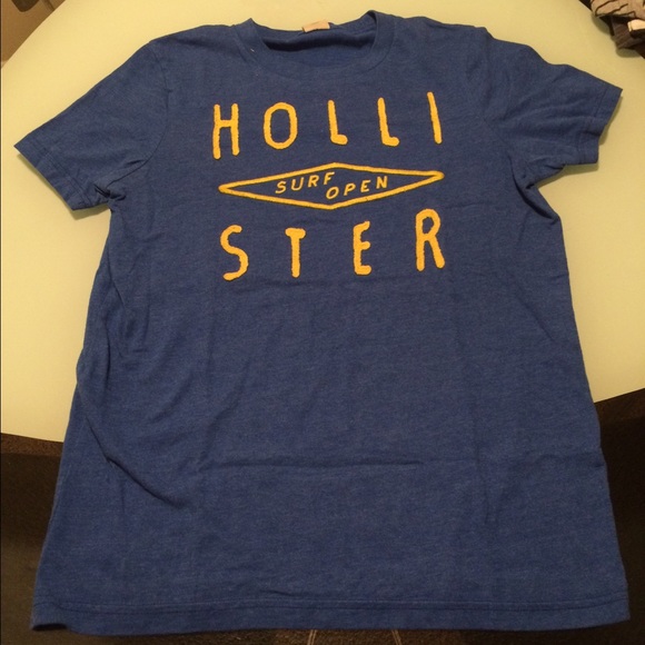 Blue/yellow Hollister v-neck
