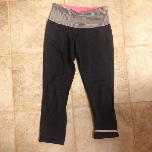 Lululemon Run Inspire Crop size 4